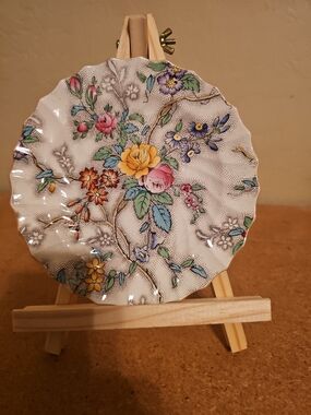 Spode Floral Scalloped Porcelain Plate in Yellow Pink Blue Green